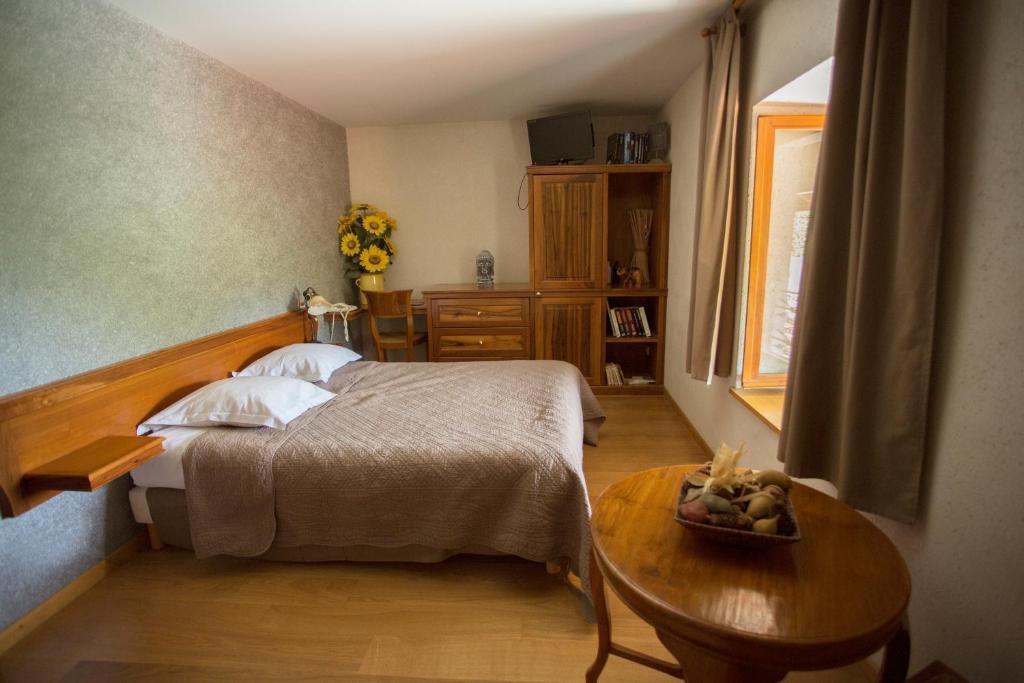 Готель Le Bonheur Dans Le Pre Lucinges Номер фото