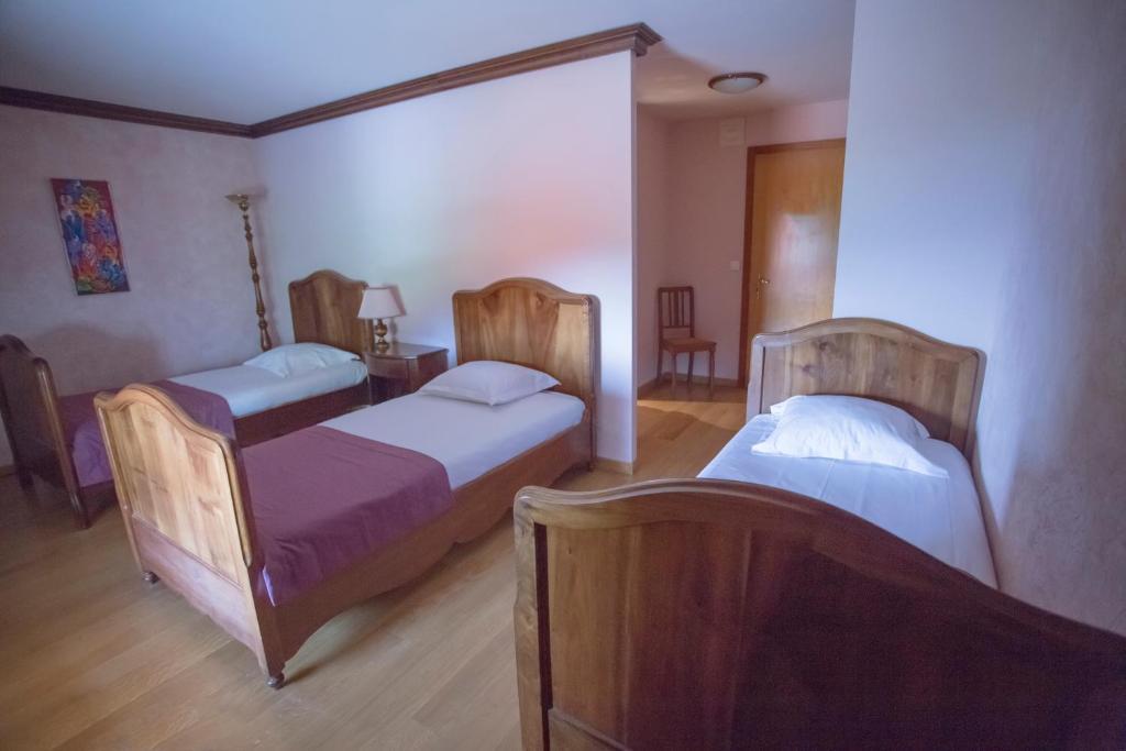 Готель Le Bonheur Dans Le Pre Lucinges Номер фото